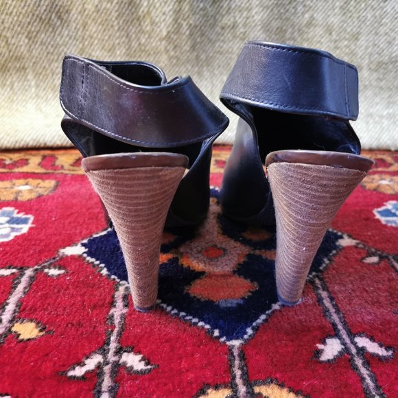Peep Toe Heels - Picture 3 of 5